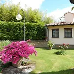 Vakantiehuis Il Borraccio - Azalea And Begonia Tavarnelle Val di Pesa